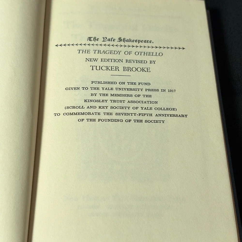 The Yale Shakespeare: The Tragedy of‎ Antony & Cleopatra - Phialas (HC, 1955)